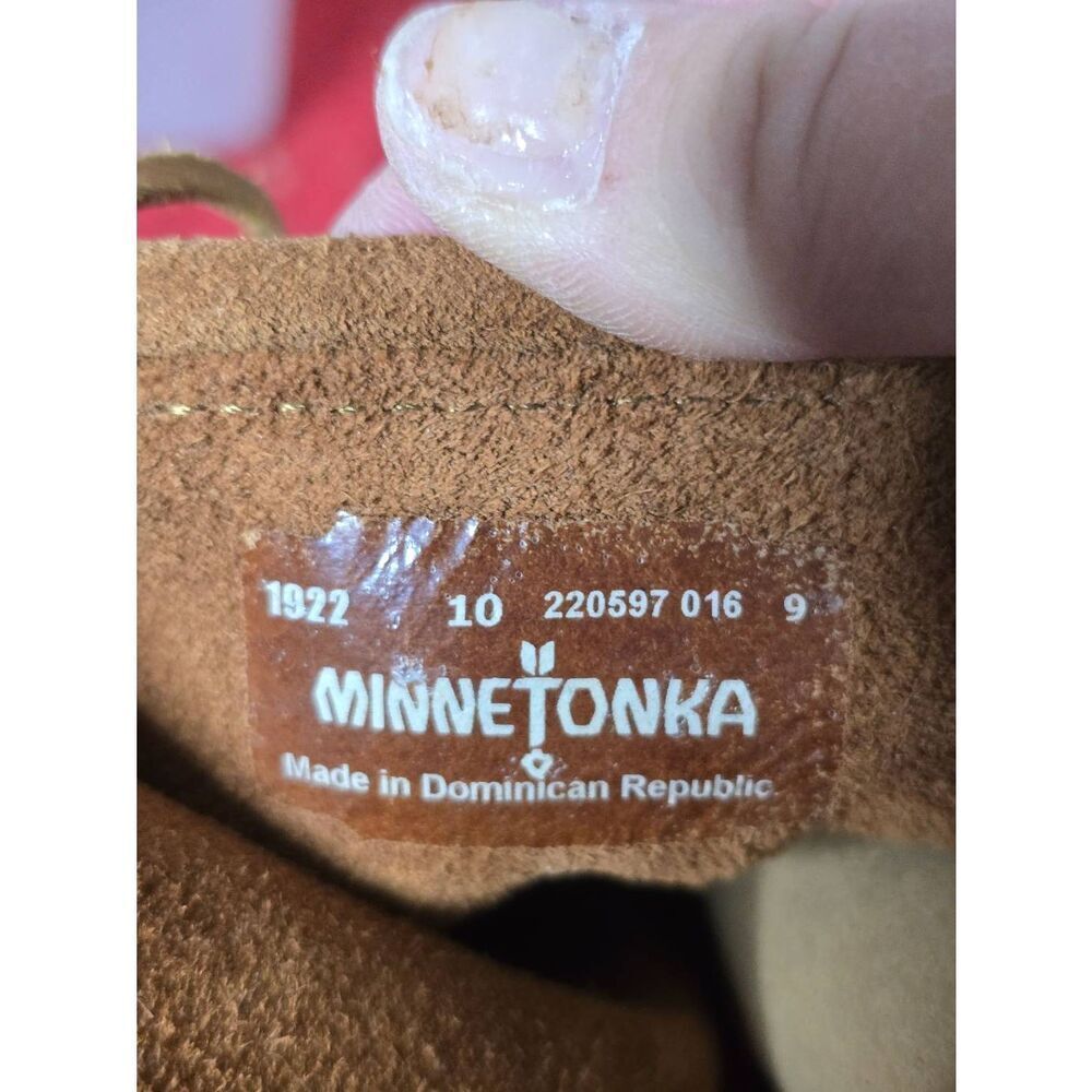Minnetonka Front Lace Knee High Boot - Picture 7 of 7
